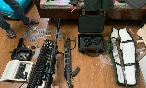 Hà Nội: Khởi tố nhóm đối tượng tàng trữ ma túy và "kho" súng đạn trong nhà