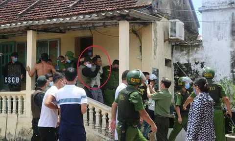 Giải cứu thành công cô gái bị bố ruột nghi "ngáo đá" bắt làm con tin