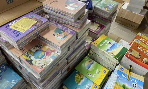 TP.HCM ra văn bản khẩn, ưu tiên phát hành sách giáo khoa cho năm học mới