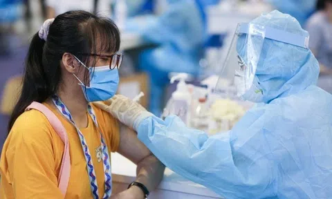 Quá thời hạn tiêm mũi 2 vắc-xin Moderna, vắc-xin có mất hiệu lực không?