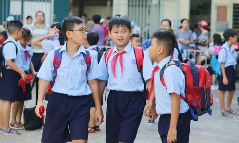 TP.HCM đề xuất bộ GD-ĐT kéo dài năm học 2021-2022