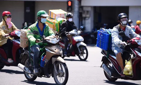 Sở Công Thương TP.HCM đề nghị các quận, huyện triển khai 'đi chợ hộ' qua ứng dụng trực tuyến