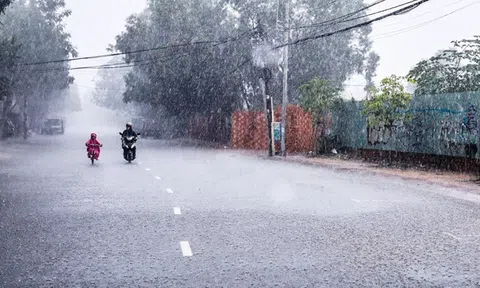 Dự báo thời tiết 13/9: Miền Trung mưa to, gió lớn