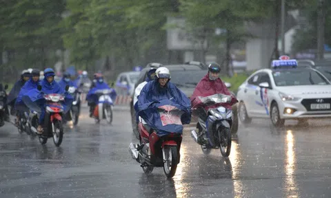 Dự báo thời tiết 20/9: Mưa dông, lốc, sét bao trùm cả nước