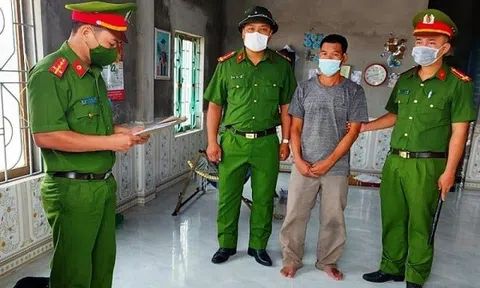 Khởi tố kẻ đánh Chủ tịch xã nhập viện khi đang kiểm tra công tác phòng, chống dịch