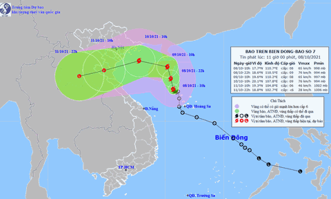 Bão số 7 Lionrock có hướng di chuyển rất phức tạp, đang tiếp tục mạnh thêm