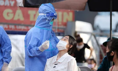 Ngày 8/10, Hà Nội ghi nhận tổng cộng 5 ca nhiễm Covid-19