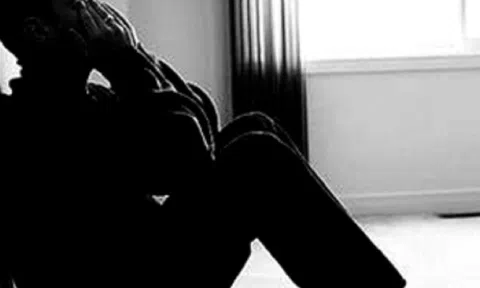 Băng qua vực thẳm