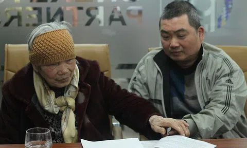 Mang án oan giết người 30 năm, cụ bà 84 tuổi khởi kiện đòi bồi thường 15 tỷ đồng