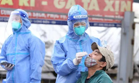 Ngày 13/10, Hà Nội ghi nhận tổng cộng 12 ca dương tính SARS-CoV-2