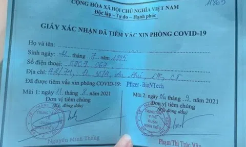 Vụ cô gái trẻ khoe được tiêm vắc xin nhờ "xin ông anh": Cảnh cáo Phó Chủ tịch phường