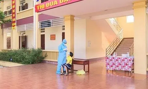 Phú Thọ: 47 học sinh dương tính Covid-19, học sinh tạm dừng đến trường