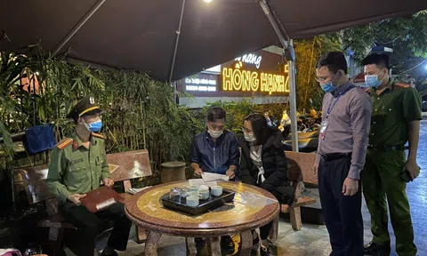 Ba chủ tịch phường bị đình chỉ chức vụ vì để các cơ sở ăn uống vi phạm phòng dịch