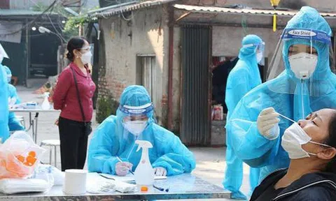 Sáng 29/10: Cả nước chỉ còn gần 2.700 ca Covid-19 nặng; hàng loạt cơ sở y tế ở TP.HCM công khai giá xét nghiệm