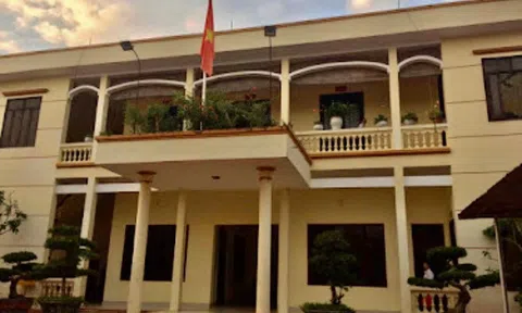 Nóng: Điều tra vụ nam thanh niên đâm vợ tử vong, bố vợ trọng thương tại TAND Lục Ngạn