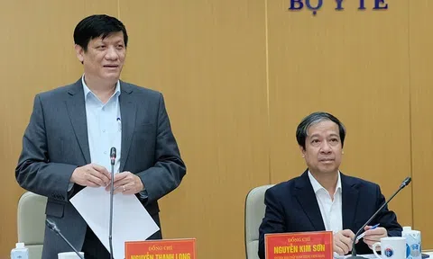 2 Bộ trưởng chủ trì bàn về việc mở cửa trường học