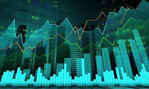 Loạt cá nhân bị phạt do vi phạm chứng khoán, trong đó có vợ Phó Tổng giám đốc Sacombank