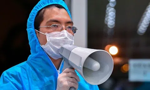 Hà Nội: Liên tiếp phát thông báo khẩn tìm người đến các địa điểm liên quan ca mắc Covid-19