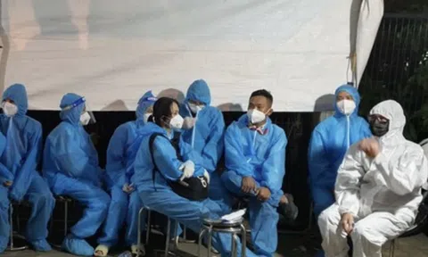 Làm rõ vụ nhóm người tự ý bán phiếu xét nghiệm Covid-19 cho khán giả xem trận Việt Nam - Nhật Bản