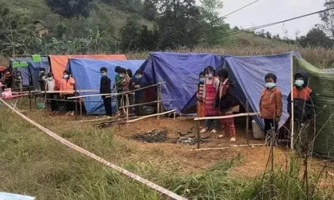 Thực hư thông tin học sinh phải cách ly tập trung trong lán trại, chỉ có bạt và manh chiếu