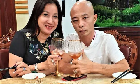 Hôm nay (17/11), vợ chồng Đường "Nhuệ" hầu tòa vụ thu lợi 2,5 tỷ đồng từ ăn chặn hỏa táng