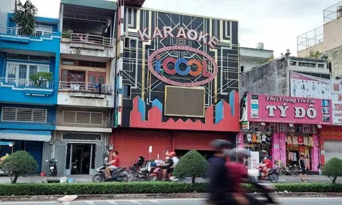 Nóng: TP.HCM dừng hoạt động karaoke, vũ trường, quán bar sau 2 ngày cho phép hoạt động