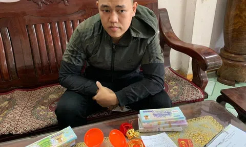 Thanh niên táo tợn mang tiềm âm phủ đi mua vàng rồi… cướp