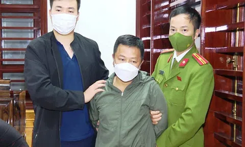 Thu giữ “kho” súng đạn trong nhà kẻ cầm đầu đường dây lô đề liên tỉnh