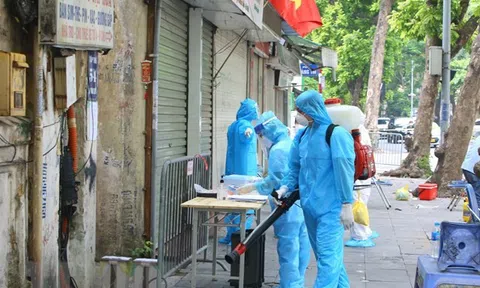 Hà Nội ghi nhận kỷ lục 301 ca Covid-19 trong một ngày