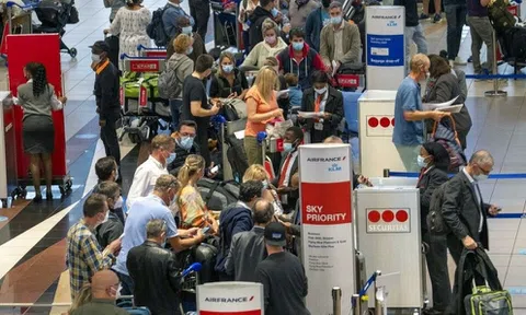 Cảnh báo nguy cơ biến thể Omicron sẽ lan rộng trong vài tháng tới