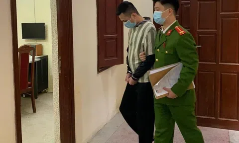 Khởi tố nam thanh niên cầm dao đâm bạn trọng thương