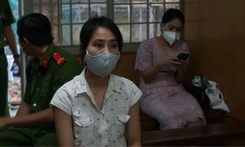 Cô gái “thách thức danh hài” cướp ngân hàng khai gì tại toà?