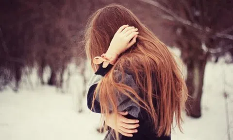 Chấp nhận yêu đơn phương bởi vì em là người đến sau