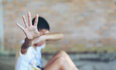 Hạn chế số lần lấy lời khai người bị xâm hại tình dục dưới 18 tuổi
