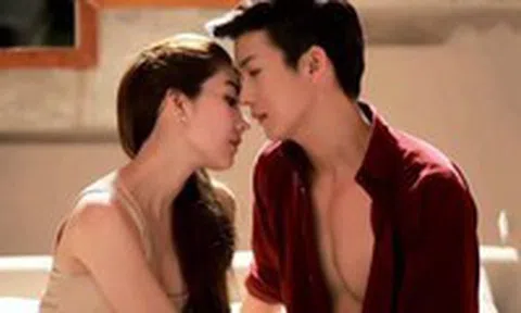 Đem tiền, biệt thự, xe hơi 'câu' tình trẻ, quý cô giàu có chết lặng nhận cái kết không ngờ