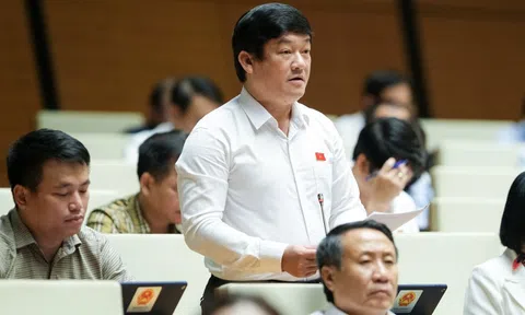 Để người dân không phải “xin - cho” khi làm thủ tục hành chính