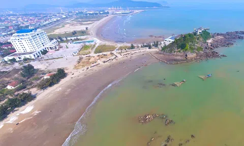 Dự án chậm tiến độ, nhiều hạng mục thi công khi chưa được cấp phép tại phố biển