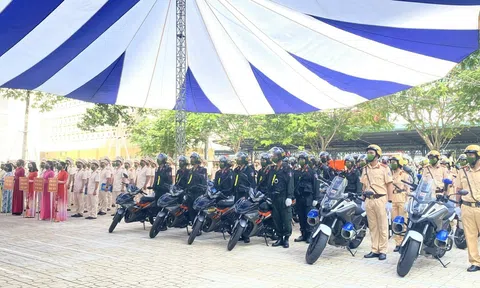 Tăng cường 100 cán bộ, chiến sĩ chính quy về công an xã tại TP.HCM