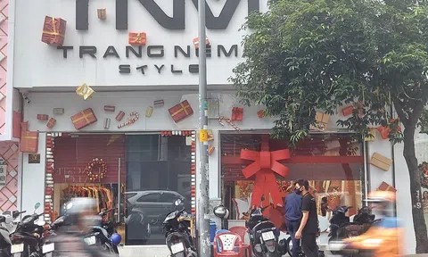Cửa hàng thời trang “TRANG NEMO STYLE” bất ngờ bị Quản lý thị trường kiểm tra