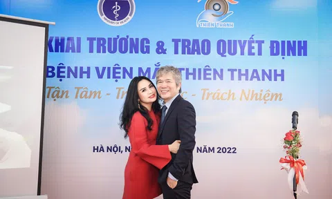 Diva Thanh Lam dự khai trương bệnh viện Mắt Thiên Thanh