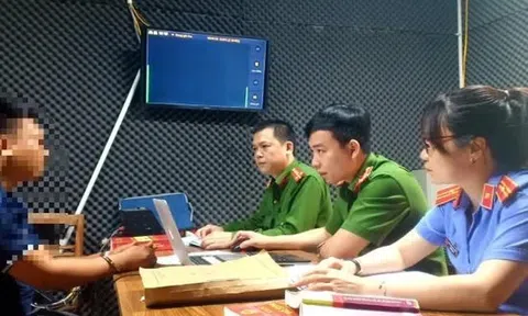 Danh tính đối tượng "chứa mại dâm" và "môi giới mại dâm" vừa bị khởi tố ở Bắc Kạn