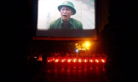 Rưng rưng ký ức "Xem phim cùng liệt sĩ” Thành cổ Quảng Trị