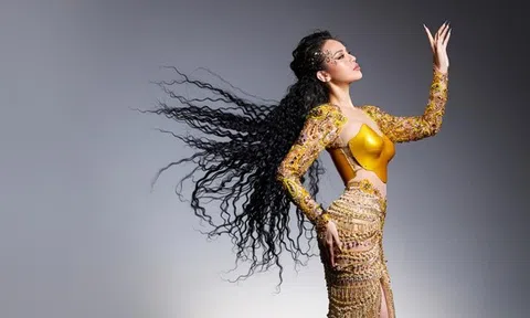 Thùy Trâm mặc thiết kế "Nữ thần hòa bình" trong chung kết Miss Grand Vietnam 2022