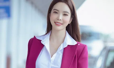 Huỳnh Vy sang Malaysia chấm chung kết Miss Tourism Queen Worldwide