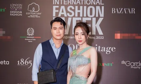 Quỳnh Nga cực gợi cảm dự show thời trang cùng Việt Anh 
