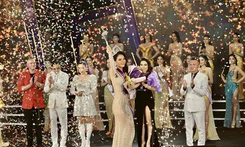 Nữ sinh 18 tuổi Nguyễn Mai Anh chính thức đăng quang Hoa hậu Việt Nam Thời đại 2022