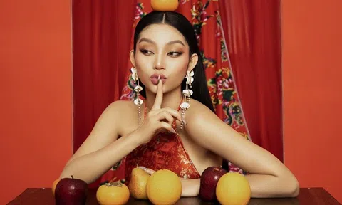 Á hậu Lâm Thu Hồng khoe vẻ đẹp sắc sảo, rực rỡ trong bộ ảnh Tết 