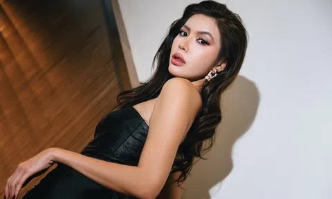 Minh Tú khoe dáng "mình hạc" sau khi giảm 3kg 