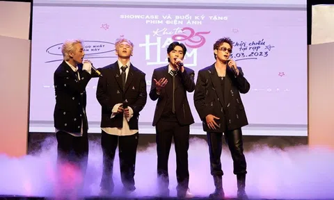 Nhóm nhạc soái ca “Khi ta hai lăm” hát live như “nuốt đĩa” tại buổi showcase phim