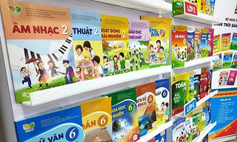 Đề xuất mua sách giáo khoa cho học sinh mượn: Liệu có khả thi?